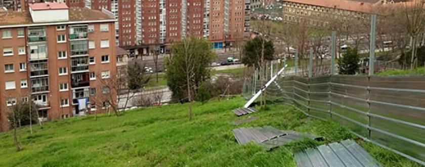 Valla de Obra Opaca en Canal de Deusto, San Mamés y Arangoiti (Bilbao)